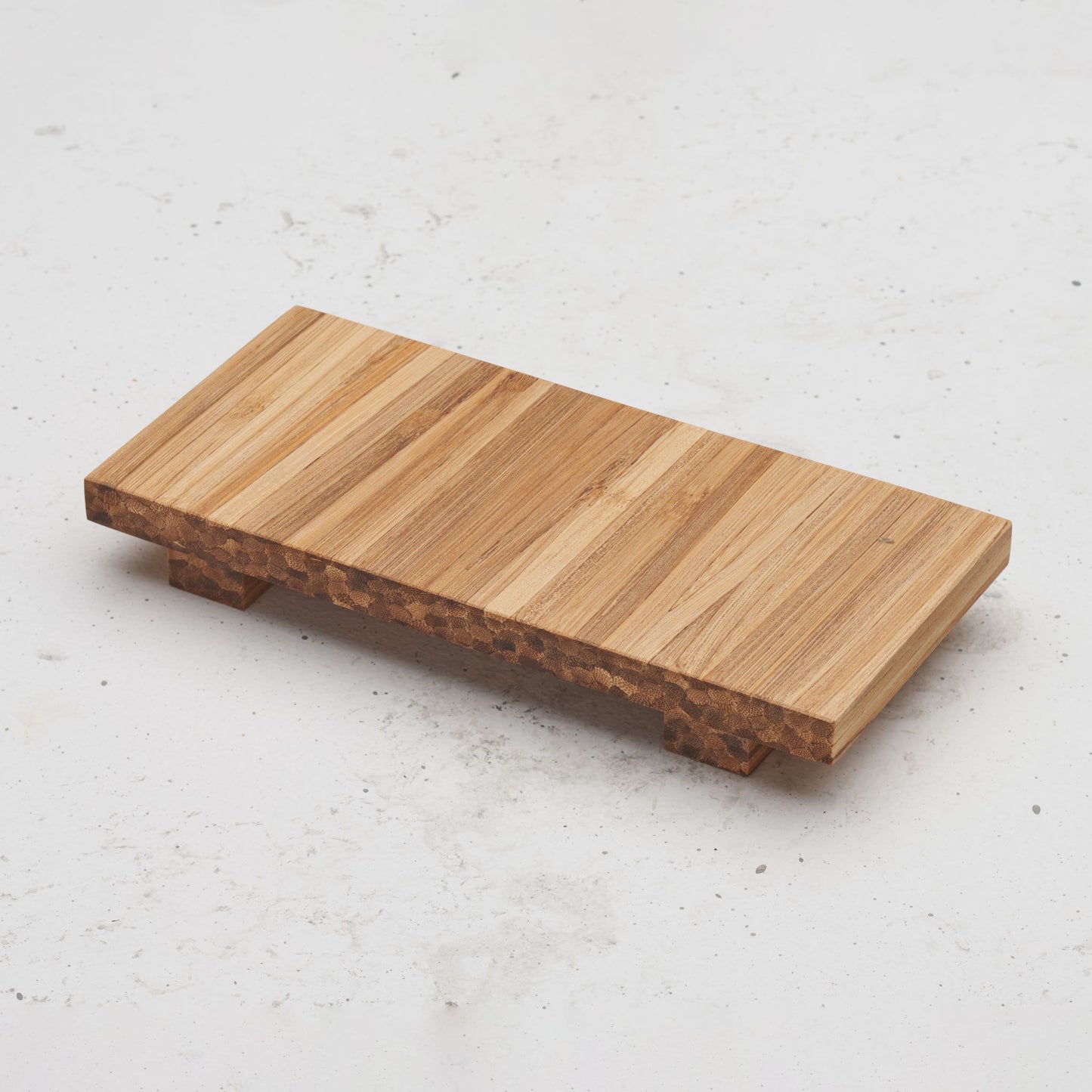 standalone tray